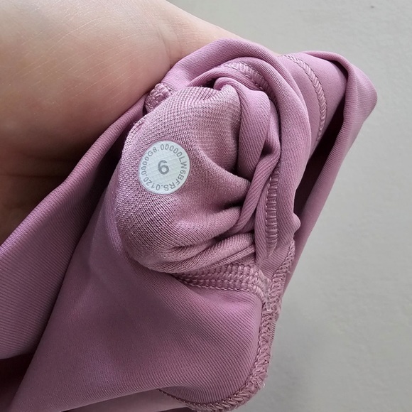 SOLD Lululemon Wunder Under Crop (High-Rise) Full-On Luxtreme 21" in Pink Taupe - Picture 8 of 8